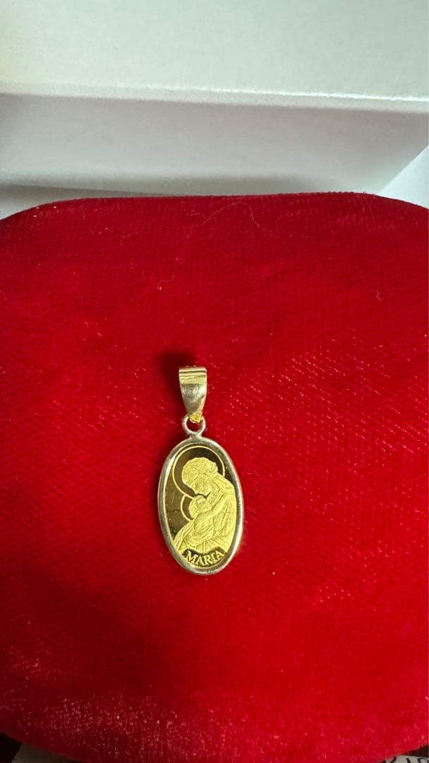 メ*リ様 K18&K24ペンダント、総重量1.3g、