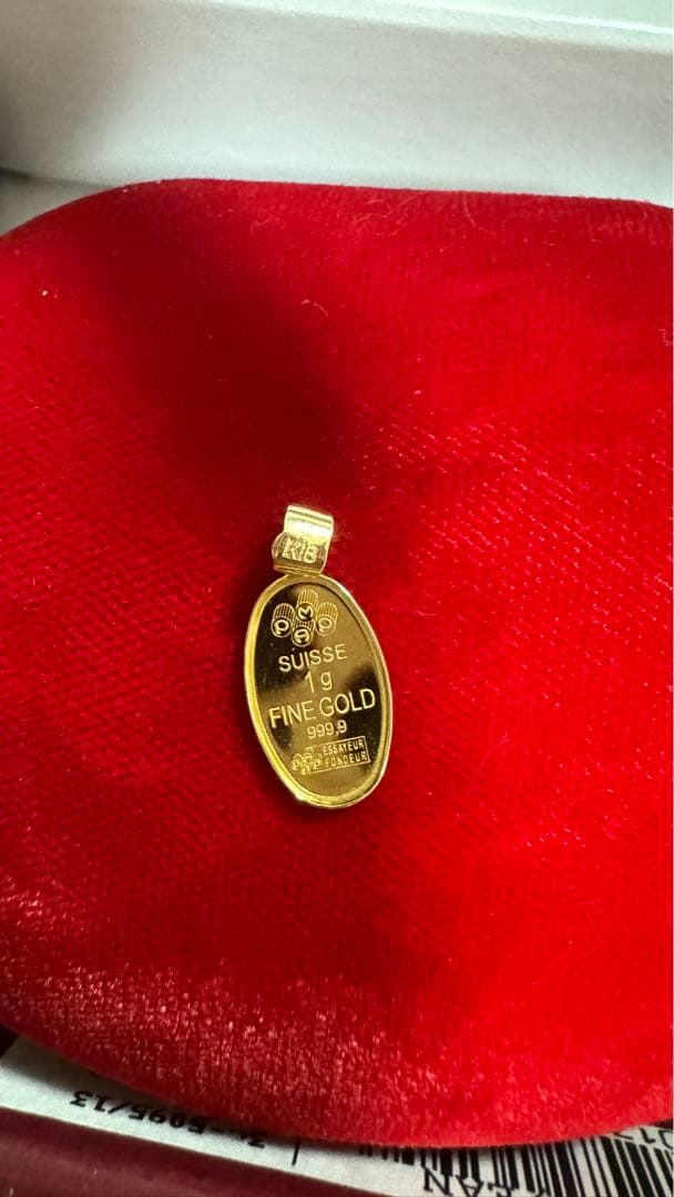 メ*リ様 K18&K24ペンダント、総重量1.3g、