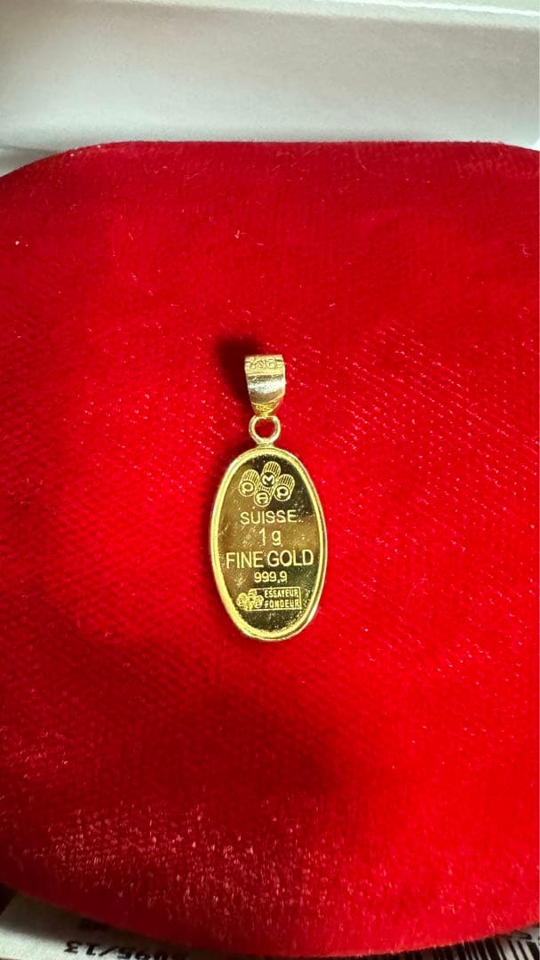 メ*リ様 K18&K24ペンダント、総重量1.3g、