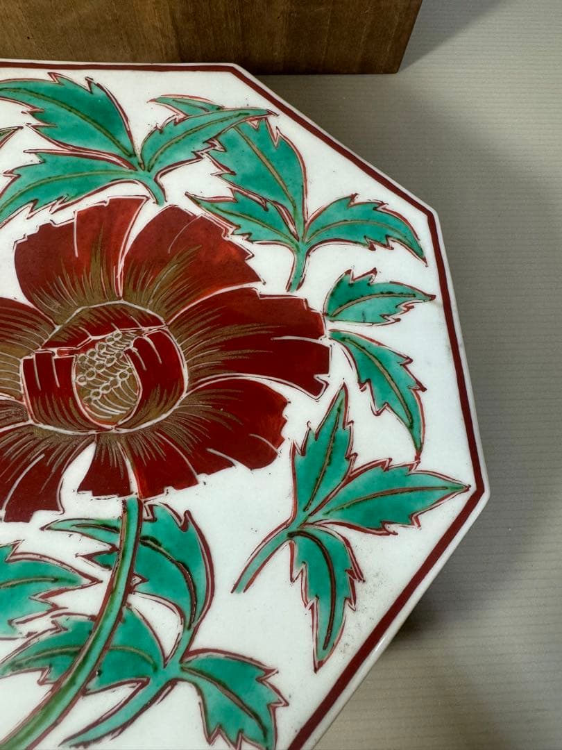 2416 九谷泉焼　加全作　色絵牡丹文　飾筥　蓋物　時代物