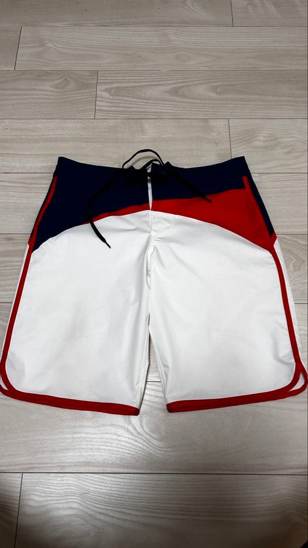 PEAQ ピーク ステージショーツ　ボードショーツ　サーフパンツ フィジーク