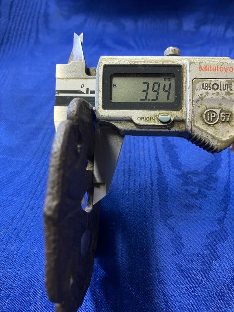 太刀鍔　鍔　日本刀　時代物　銀象嵌　鉄鍔