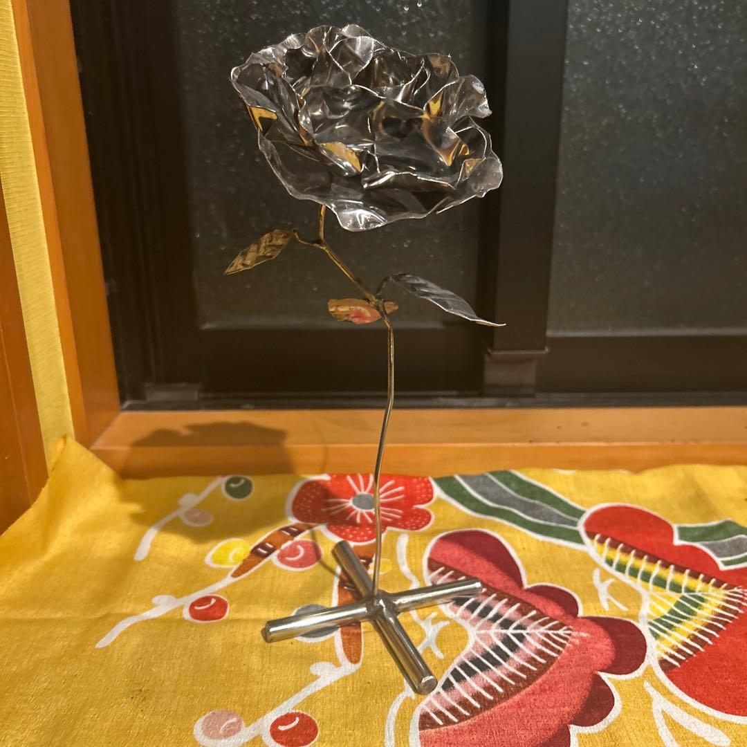 金属製バラの花装飾品 （一点物）（希少）