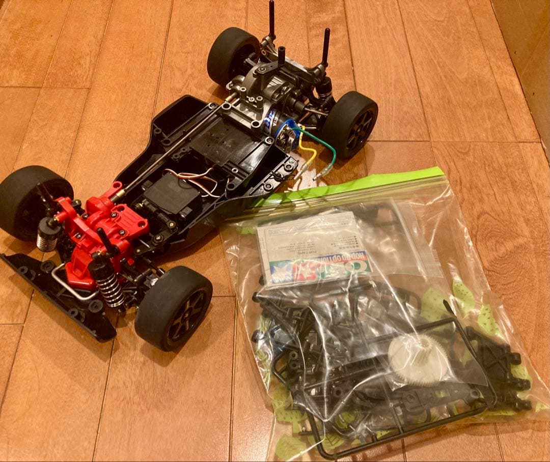 タミヤ TA02 四駆ツーリングカーシャーシ 超美品 未走行 新品部品多数