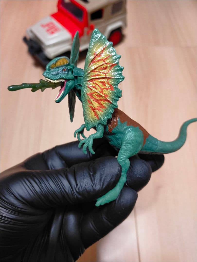 値下げ依頼者【マテル】レガシーコレクション　ネドリー　ディロフォサウルス