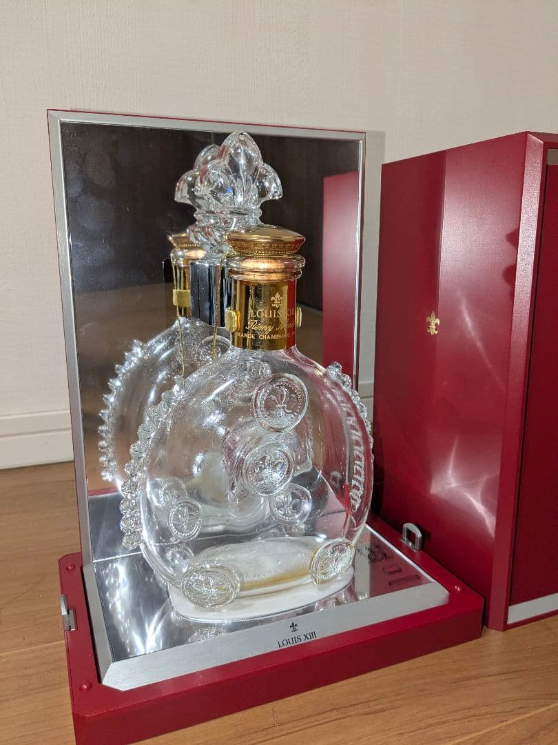 ルイ１３世空瓶　シリアルナンバー不一致