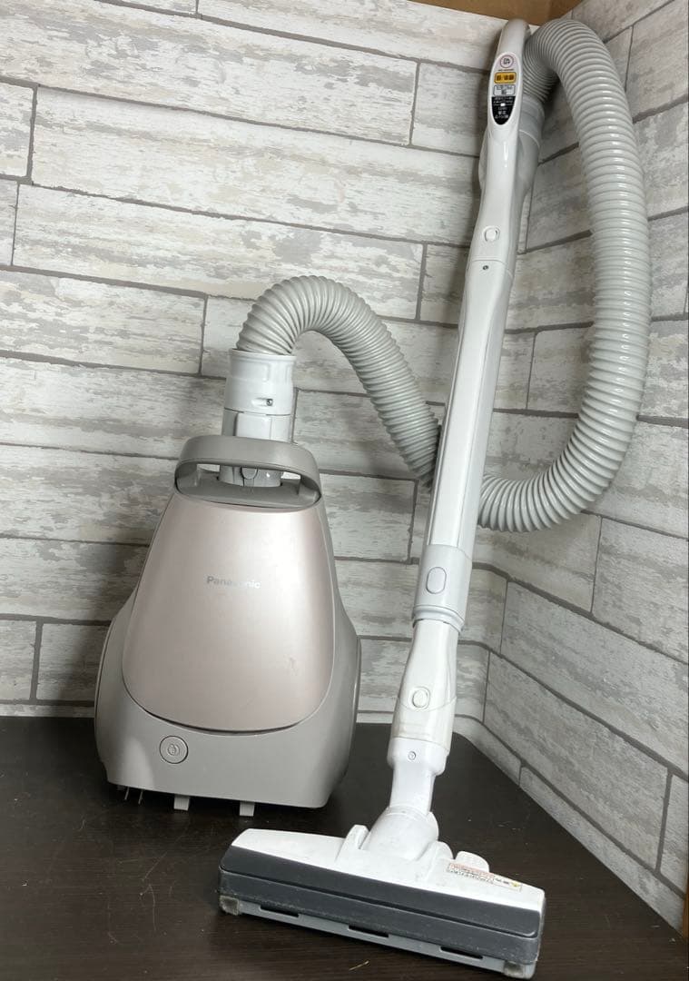 Panasonic 紙パク式掃除機　MC-PJ20G-N 2021年製