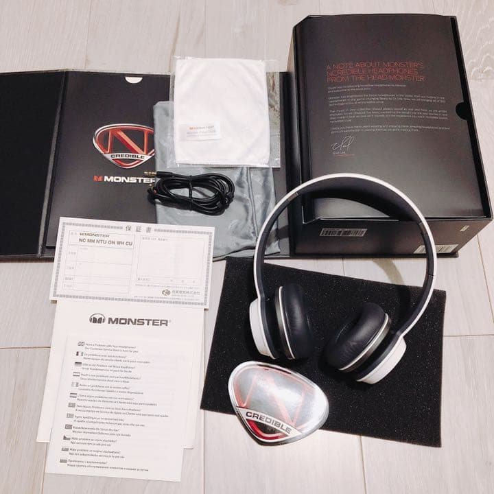 MONSTER モンスターケーブル ヘッドフォン イヤホン 白 ホワイト