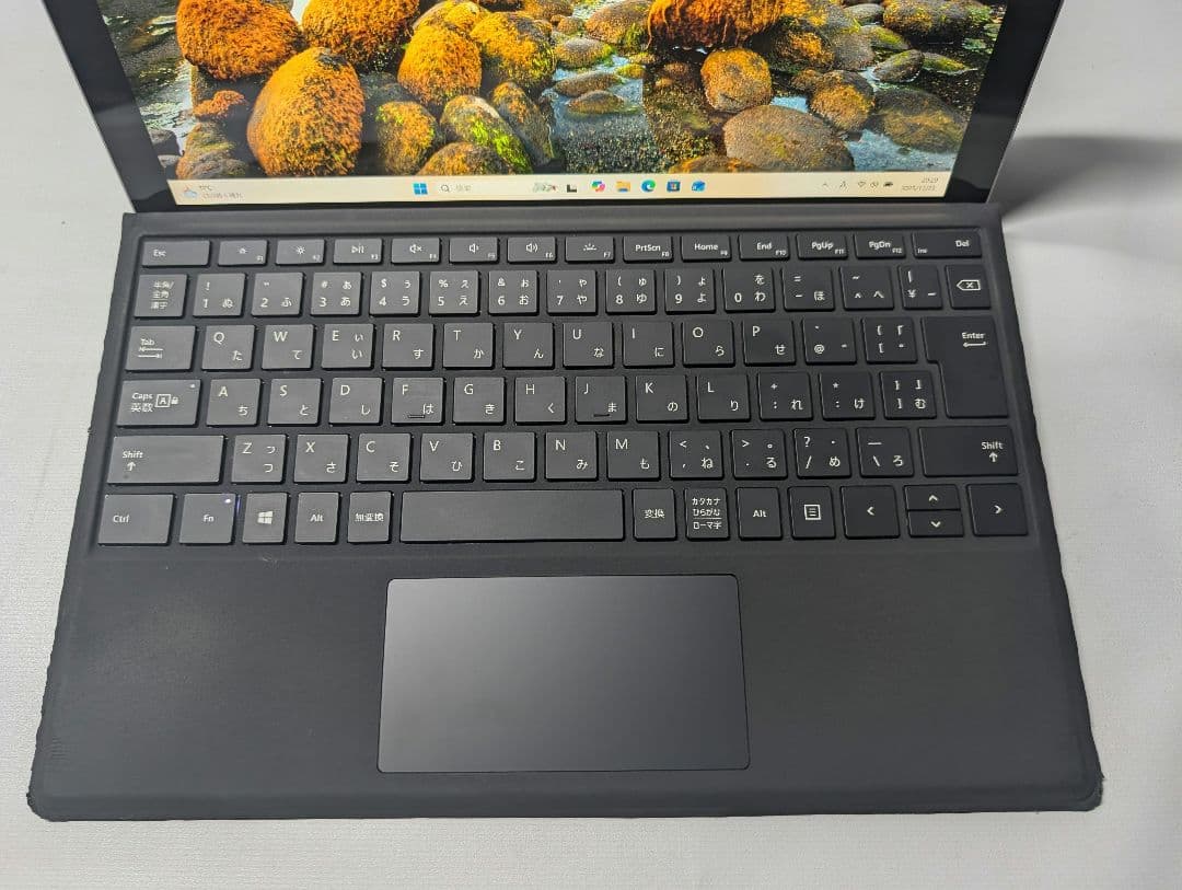 A8 Surface Pro7　Corei5第10世代　メモリ8GB/256GB