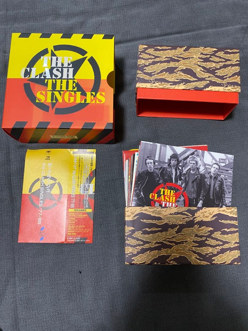 レア！希少！THE CLASH THE SINGLES 19枚BOX