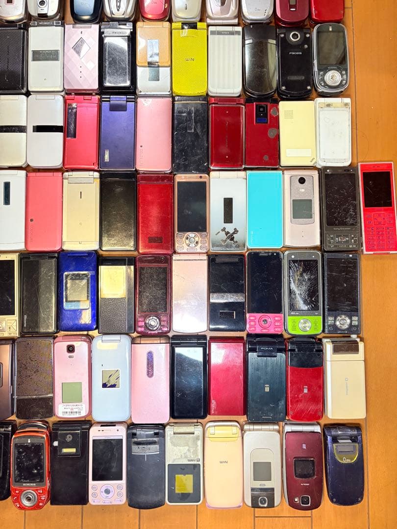 キャリア色々 ガラケー動作未確認ジャンク 100台