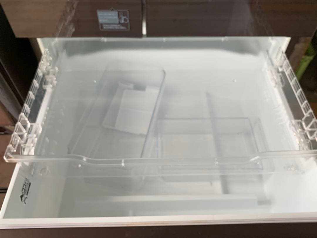 動作品　東芝555L大容量GR-J560FV 6ドア冷蔵庫 2016年