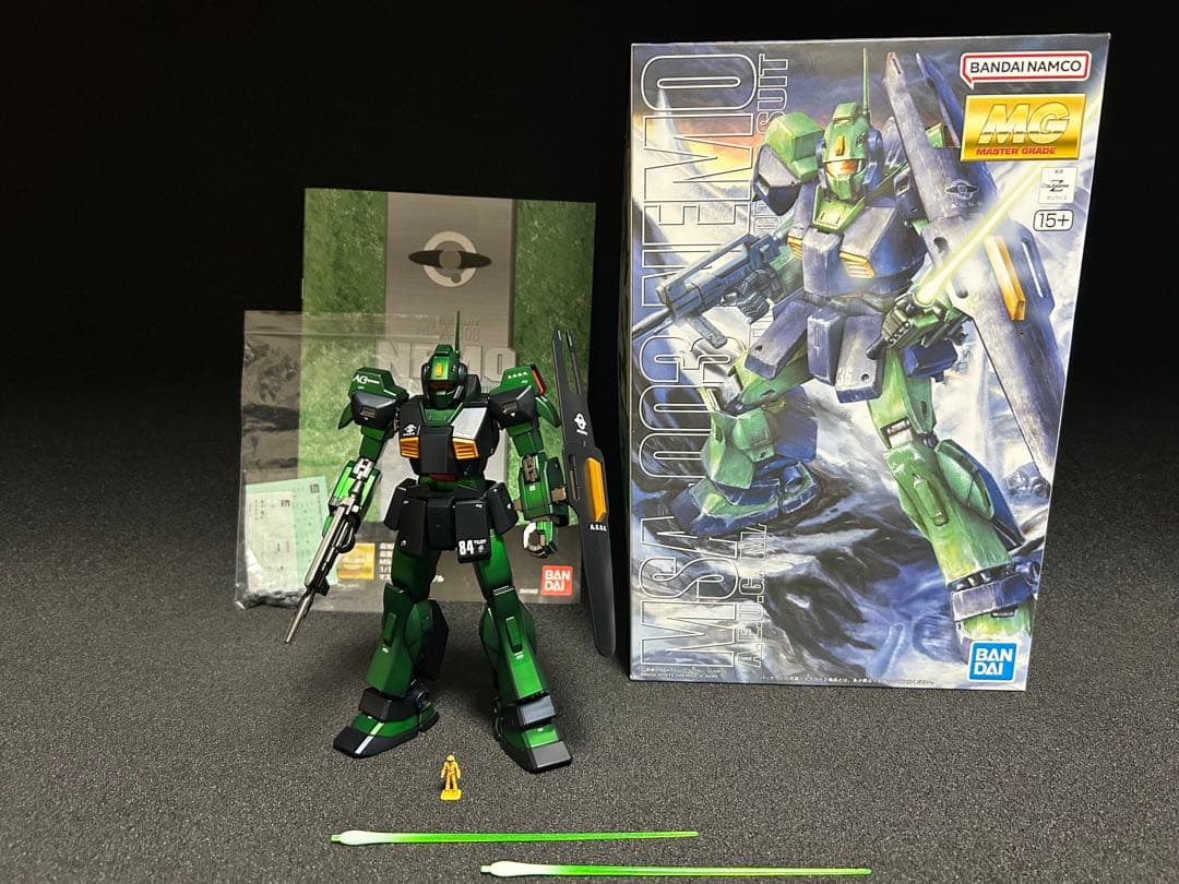 MG ネモ　マットキャンディーグラデーション塗装完成品