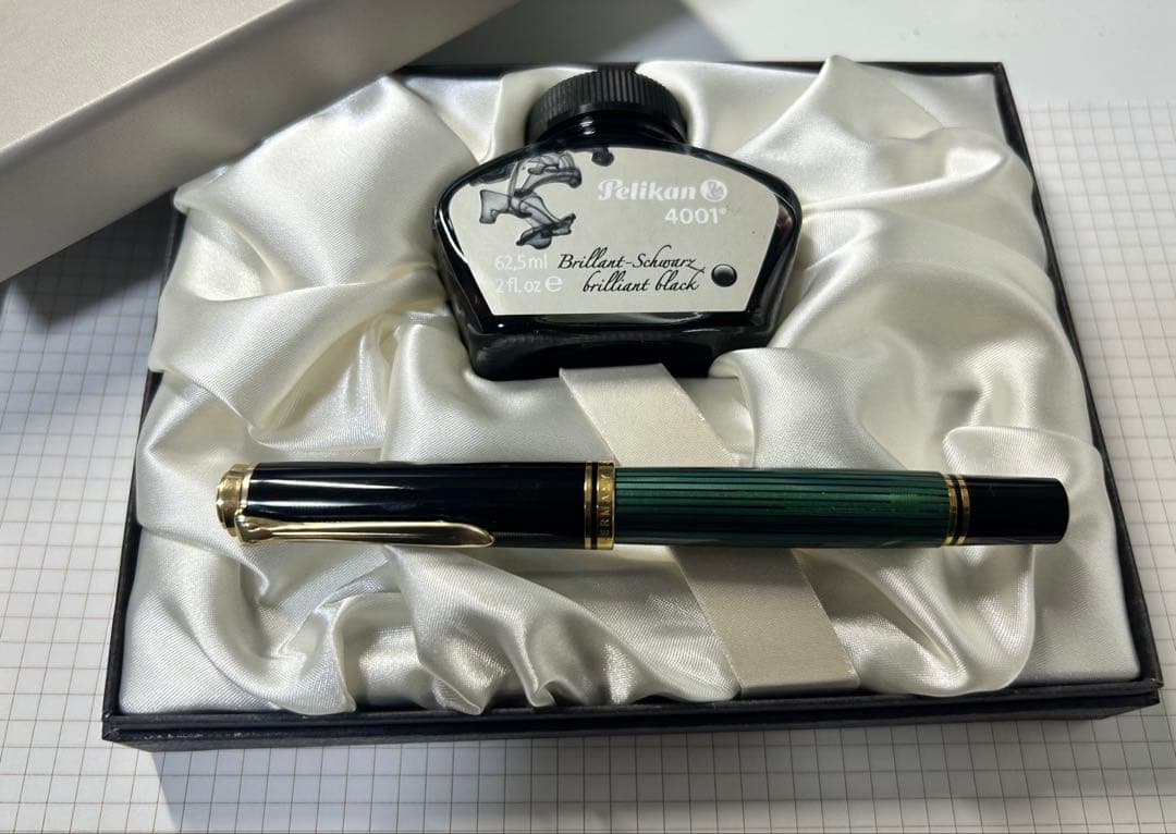 ペリカン Pelikan 万年筆 M800 B