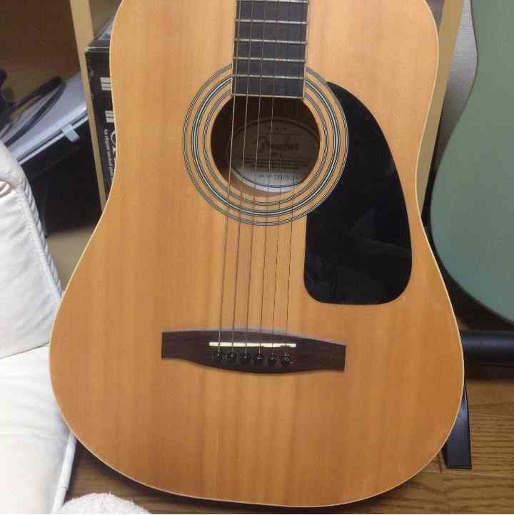 フェンダーのショートサイズアコギ