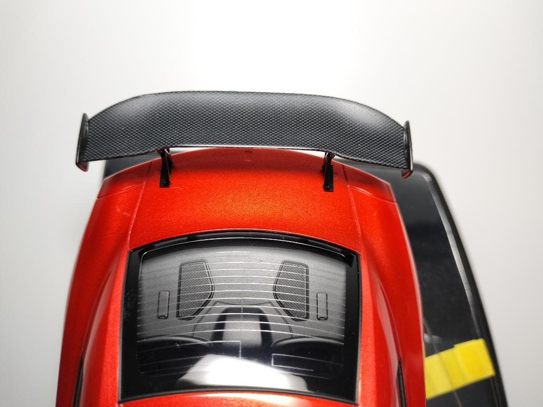 1/24 日産 R35 GTR プラモデル 完成品