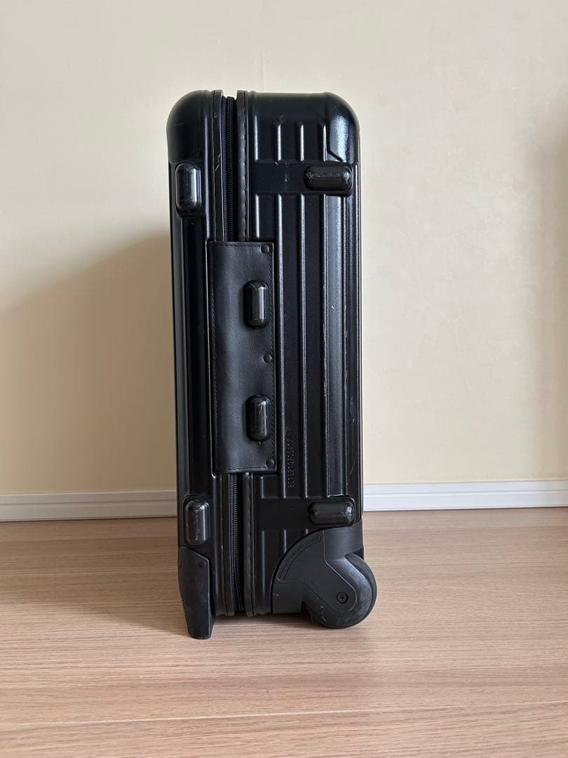 RIMOWA リモワ サルサ 2輪 キャリーケース 35L ブラック 黒