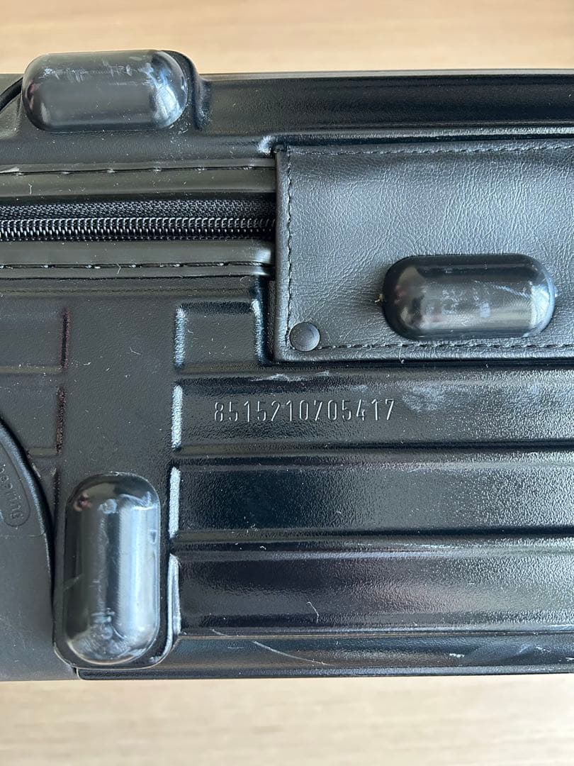 RIMOWA リモワ サルサ 2輪 キャリーケース 35L ブラック 黒