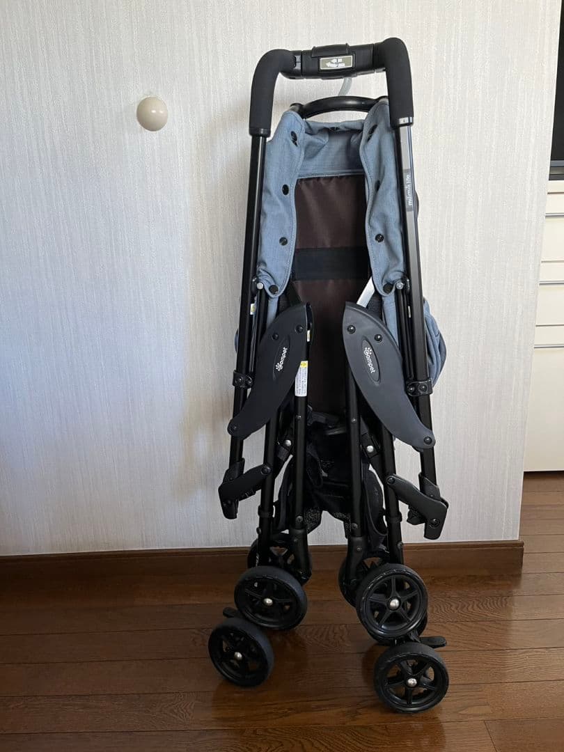 【極美品/2回使用】コムペット　ミリミリライト　レイクブルー　軽量　ペットカート