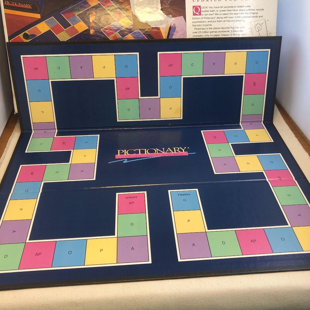 ピクショナリー ボードゲーム　レア英語版　９０年代版
