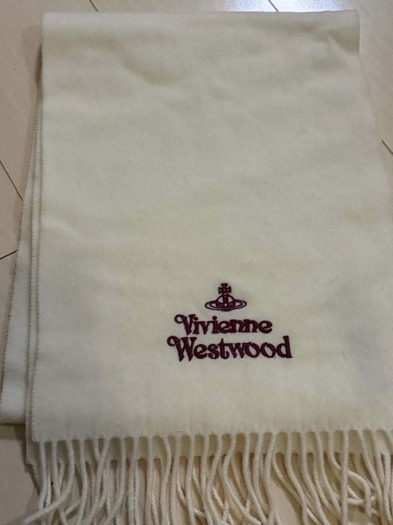 ヴィヴィアン　マフラー