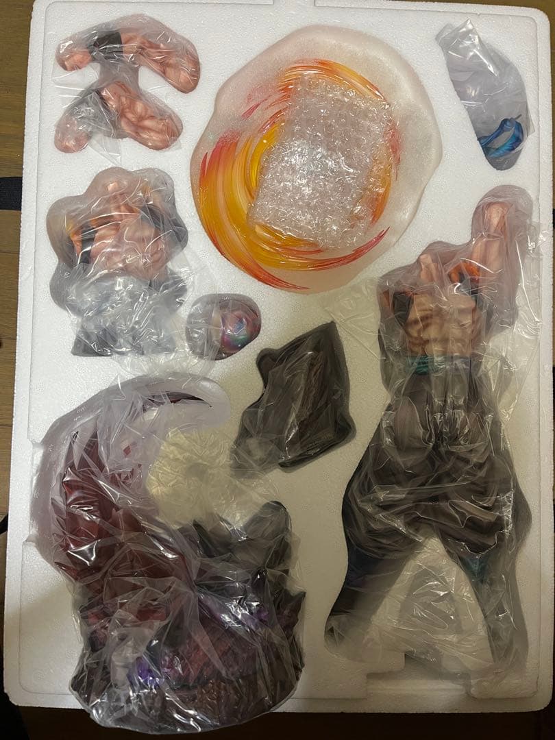 ドラゴンボール　ゴジータ　ガレージキッド　フィギュア　完成品