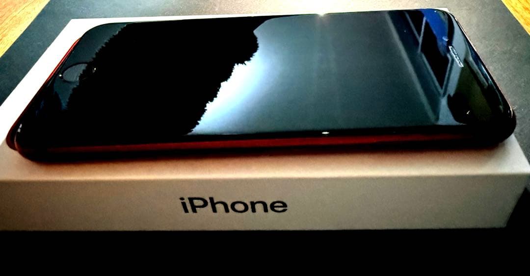 iPhone SE3 256GB プロダクトレッド SIMフリー