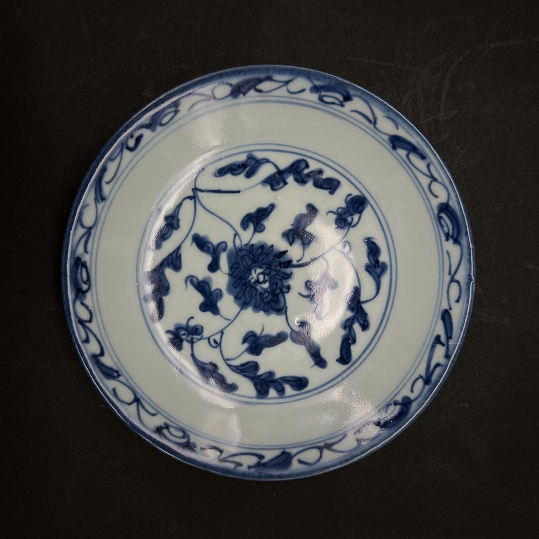 中国美術 古玩 青華染付 花卉紋樣皿 大清嘉庆年製