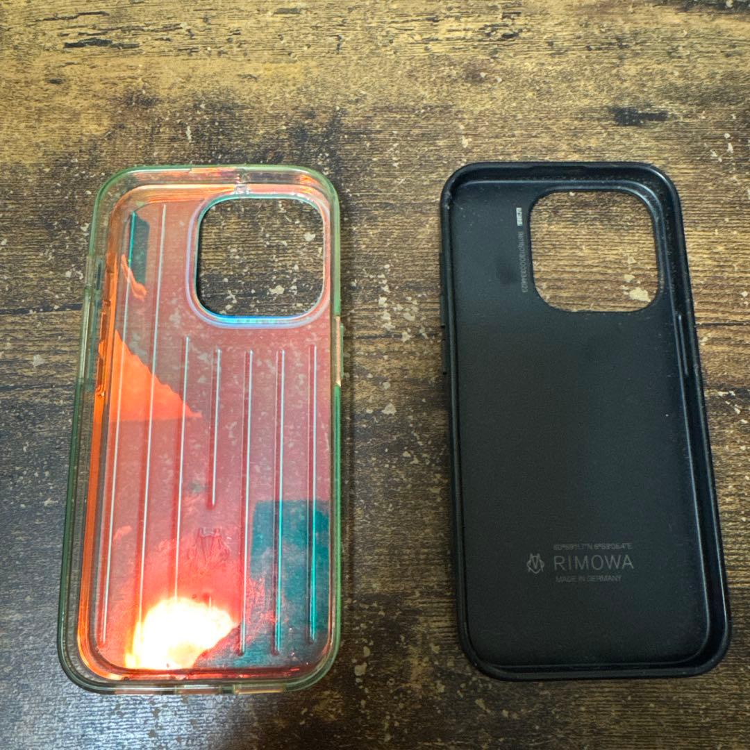 リモワ　iPhone 15 PRO用