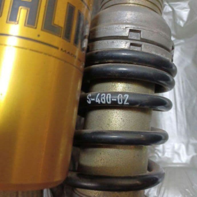 738　オーリンズ　ゼファー750 リアショック　KA2124