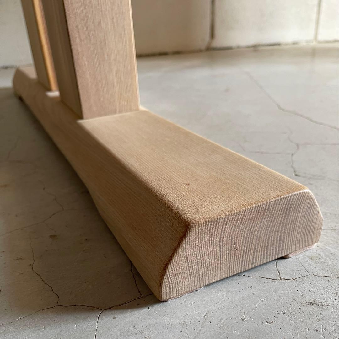 天然木無垢材　耳付き　ダイニングテーブル　二本脚