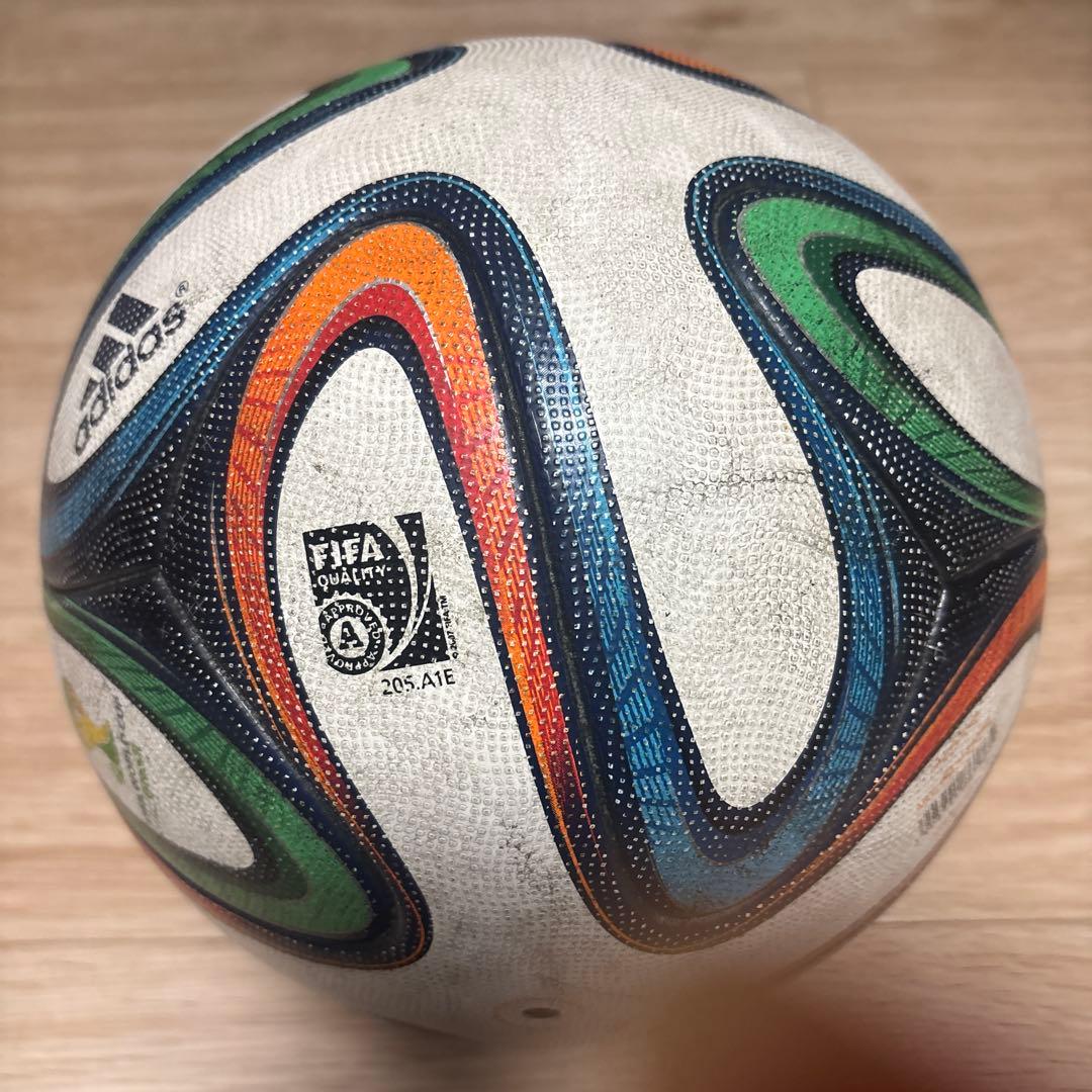 adidas brazuca サッカーボール