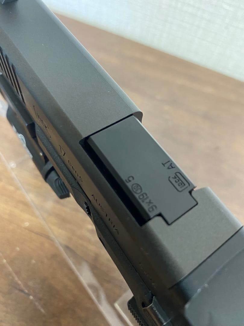 東京マルイ　GLOCK17 GEN5 MOS ドットサイト　ライト付　グロック