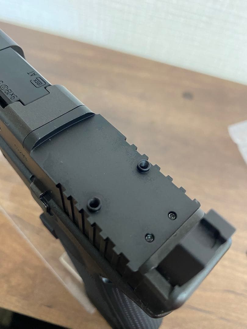 東京マルイ　GLOCK17 GEN5 MOS ドットサイト　ライト付　グロック