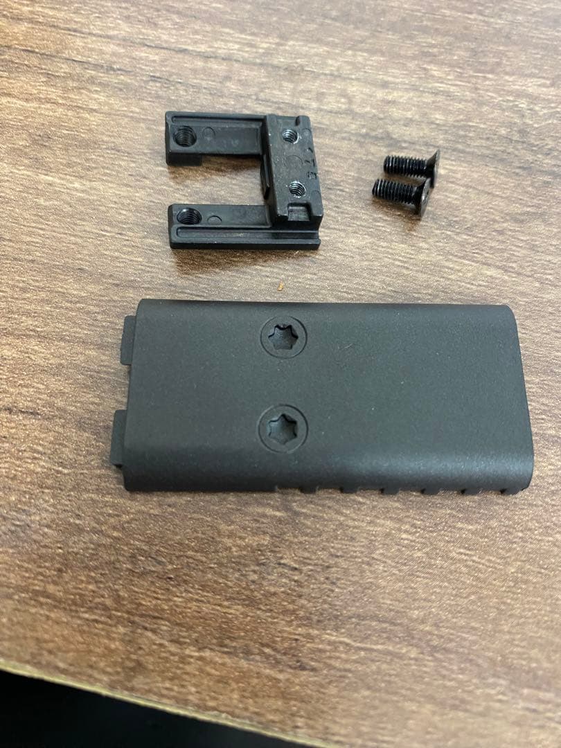 東京マルイ　GLOCK17 GEN5 MOS ドットサイト　ライト付　グロック