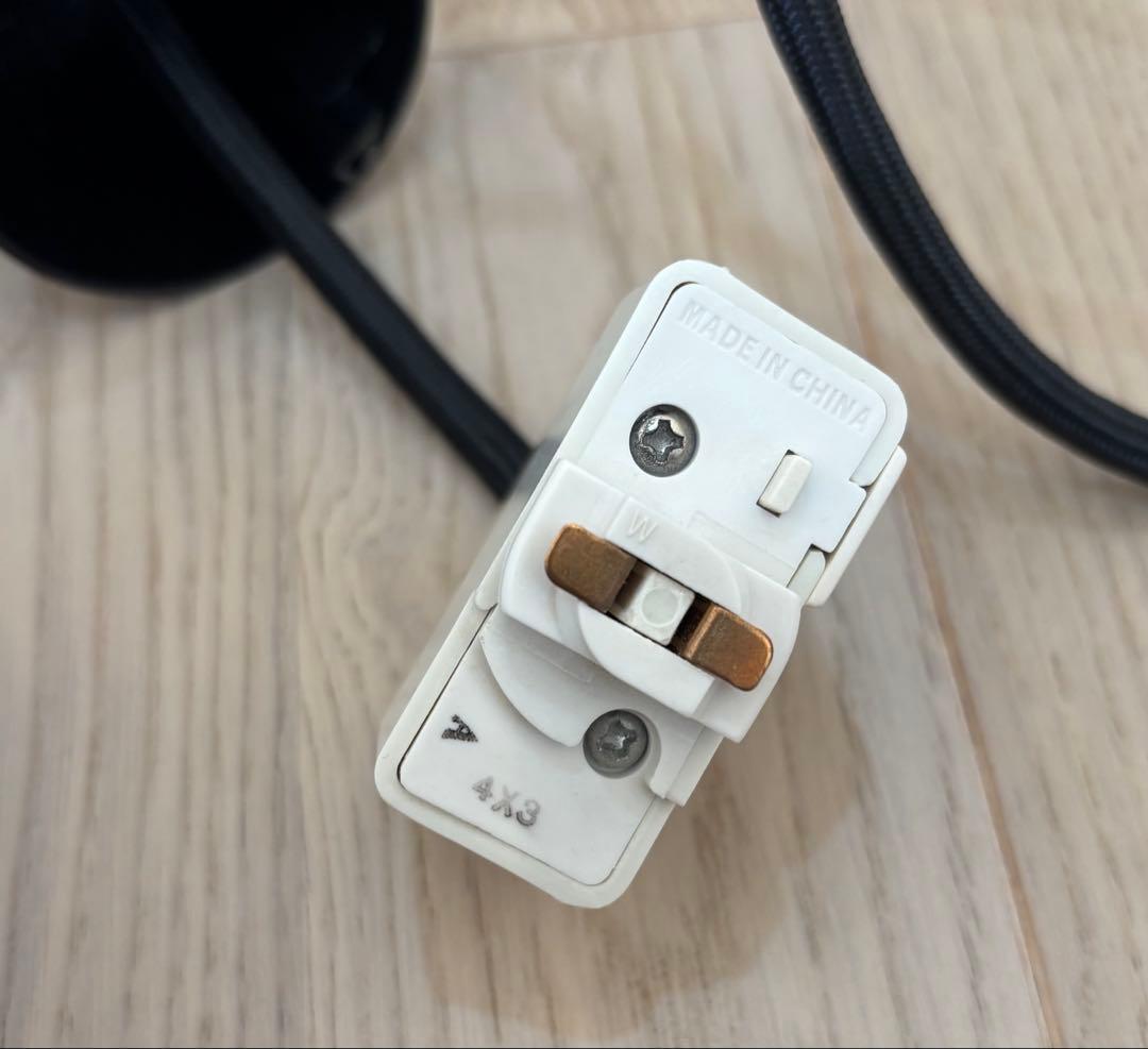 後藤照明株式会社2014年製 ダクトレール用3灯照明 黒/銀 モダン