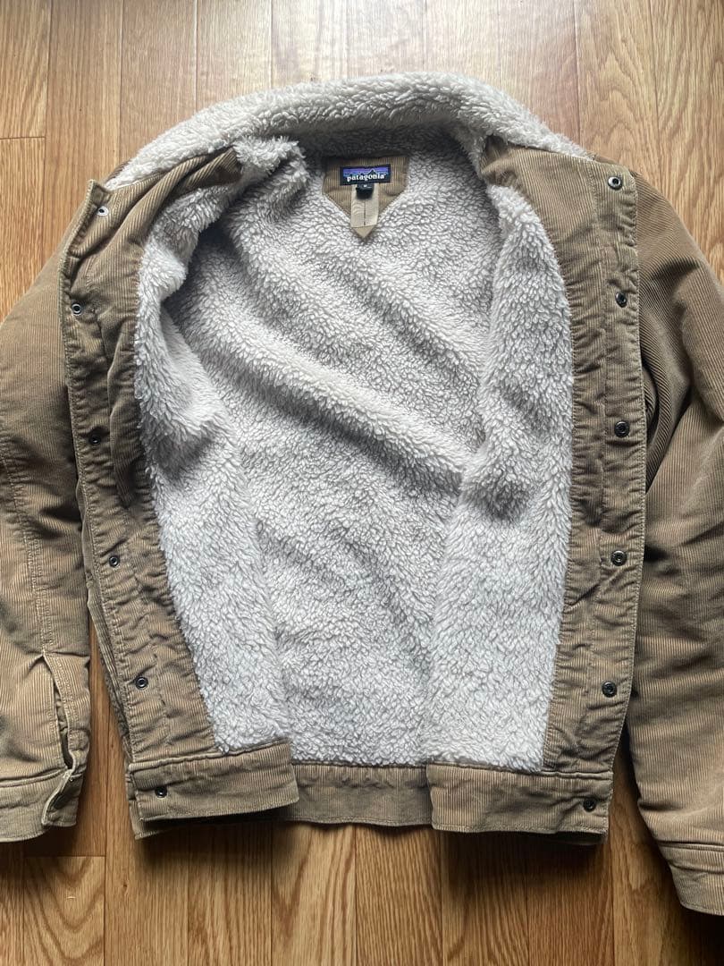 k*u様 patagoniaパイルラインドトラッカージャケットmen's M