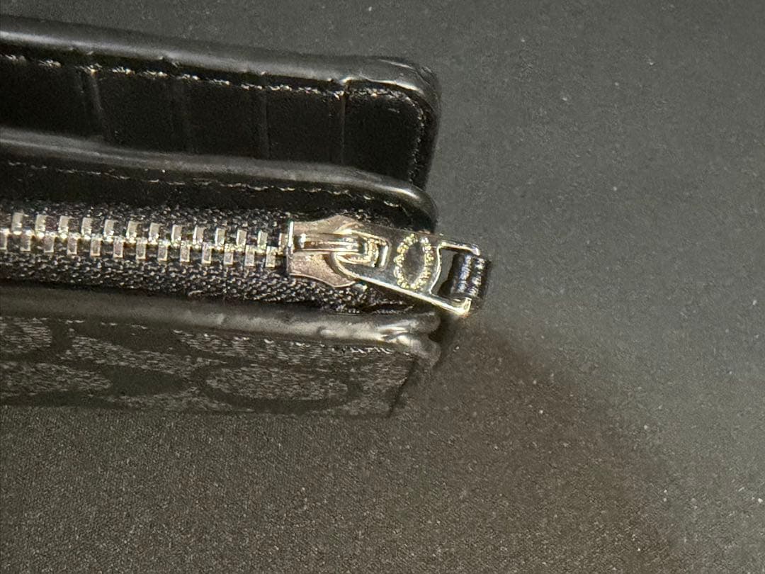 【新品】Coach ブラック 二つ折り財布