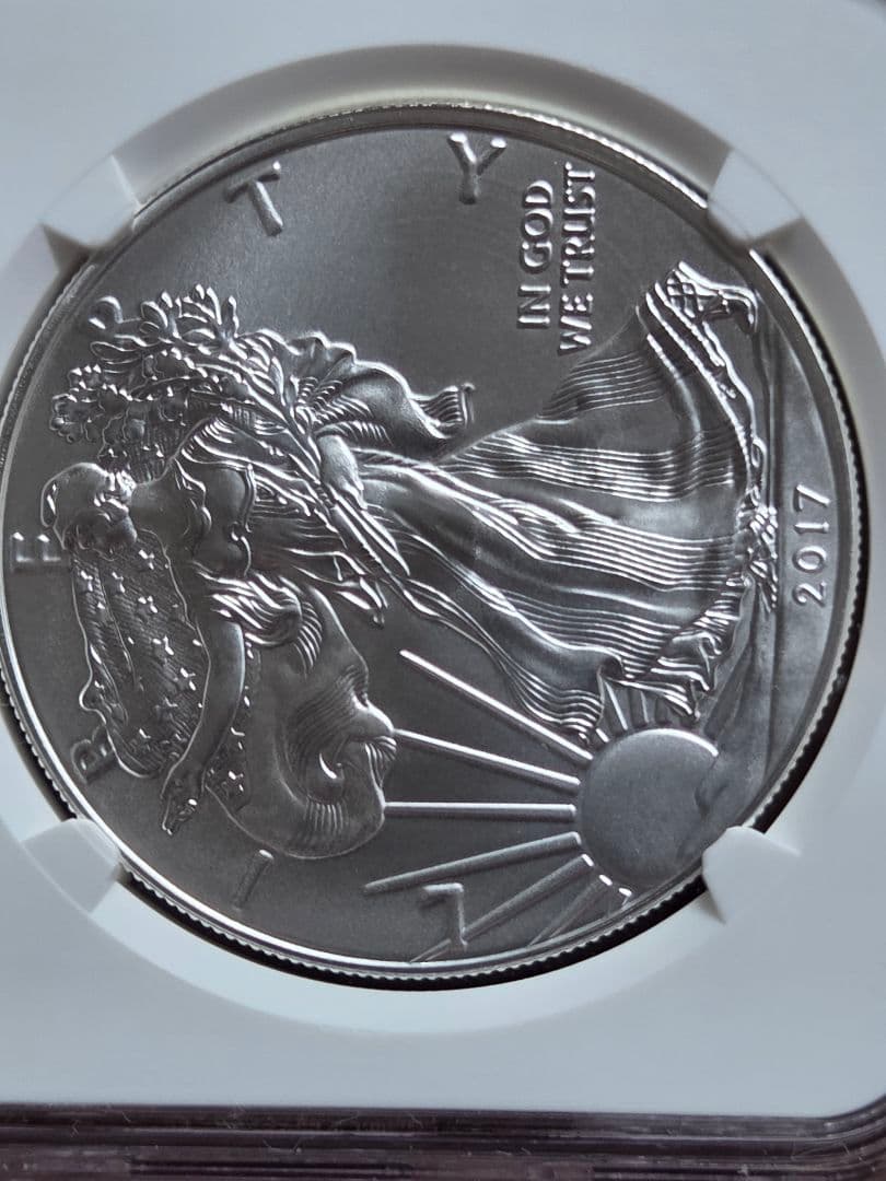 (初日及び記念ラベル)アメリカ合衆国　イーグル銀貨　2017