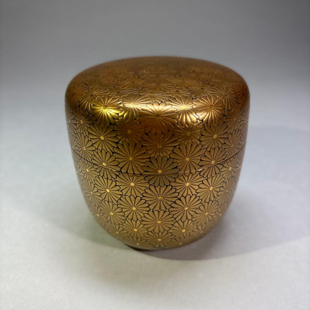 和宗陽斉　菊詰大棗　金地内梨地 (桐箱入)