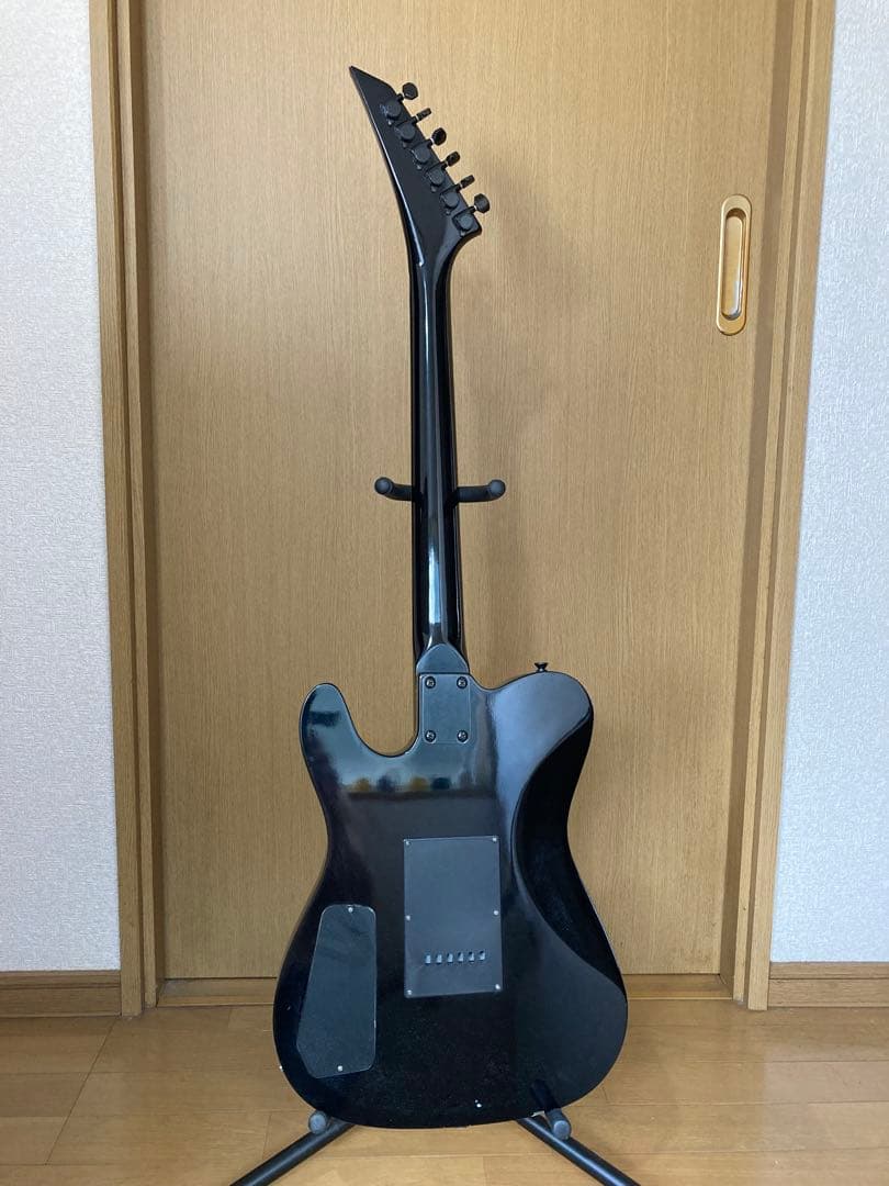 松浦商品。　　布袋寅泰モデル風、幾何学模様 　自作ペイト