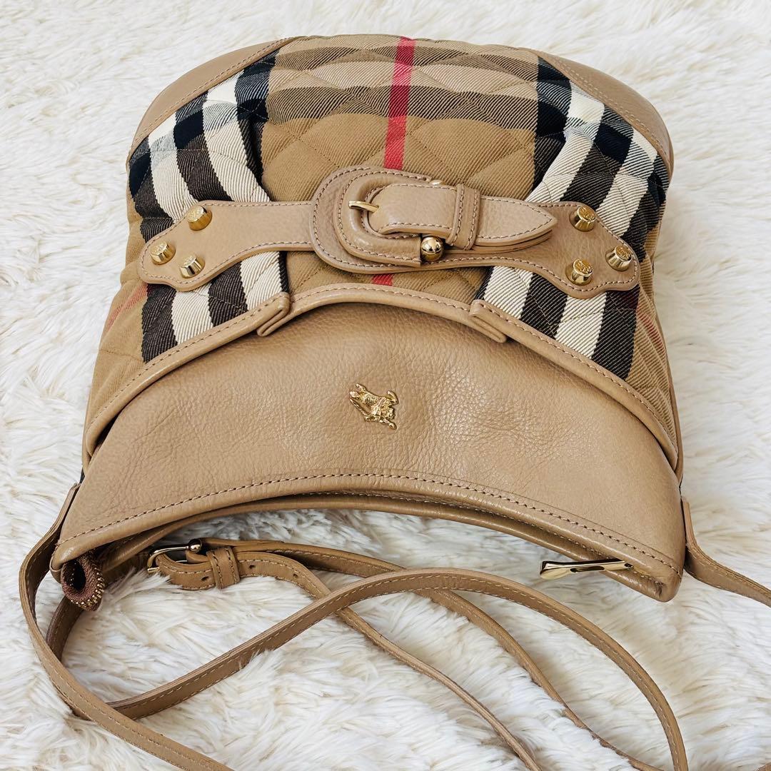 超美品 Burberry ショルダーバッグ キルティング ノヴァチェック