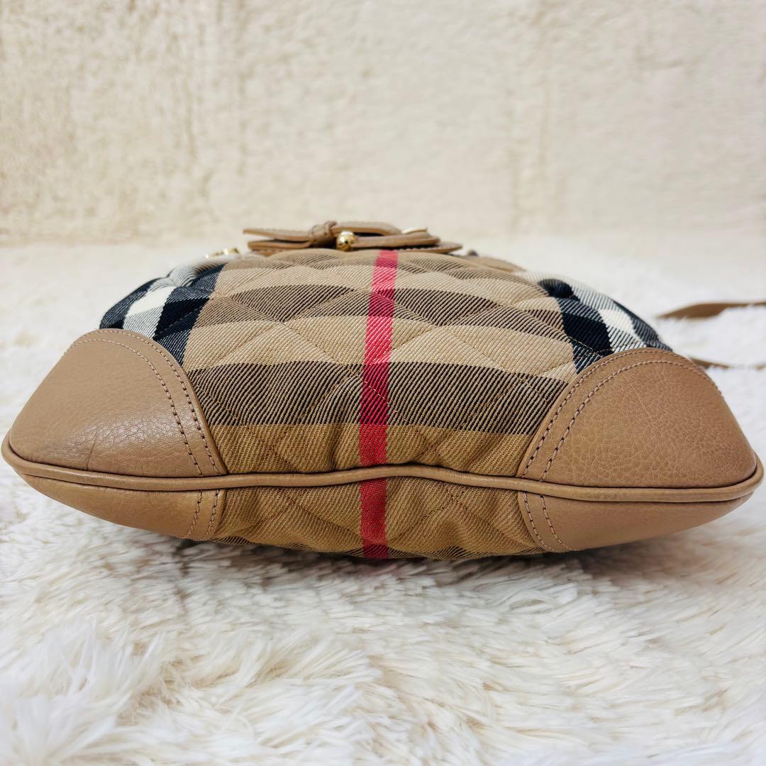 超美品 Burberry ショルダーバッグ キルティング ノヴァチェック