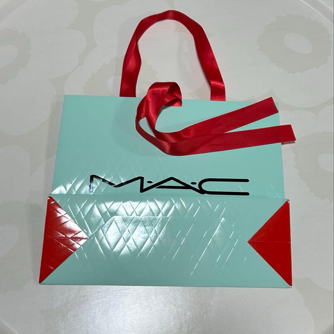 MAC オブ オール トレード ブラシ キット 2025ホリデー★ノベルティ付