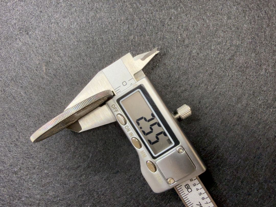 し*o様 【オークション】 明治八年 明治8年 貿易銀 古銭 銀貨 希少 《T-