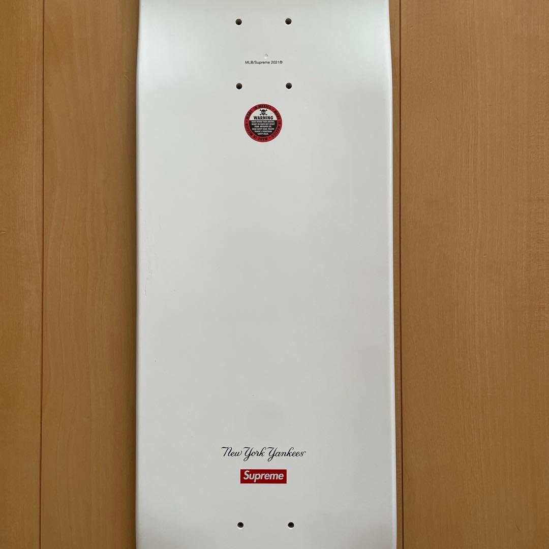 Supreme×ニューヨークヤンキース スケートボードデッキホワイト