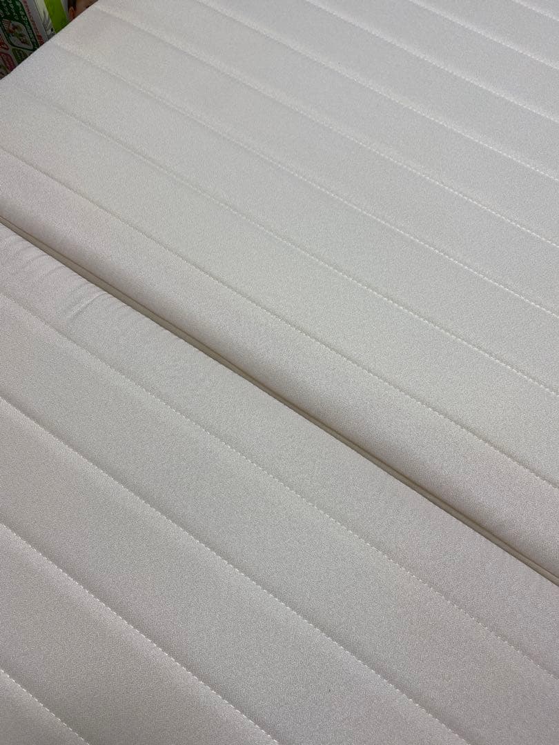 【ショート丈・シングル】分割式マットレスベッド（ボックスシーツ付き）