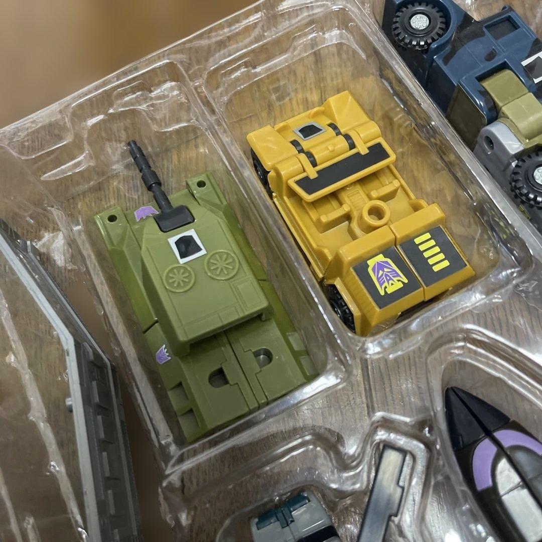 トランスフォーマー 16 コンバットロン　ブルーティカス　25周年