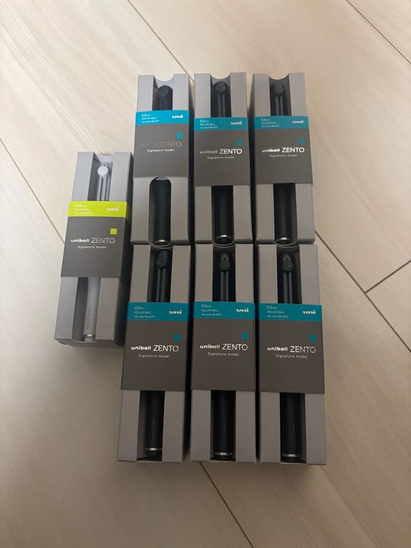 ユニボールゼント　シグニチャーモデル　ボールペン 7本　ブラック　シルバー
