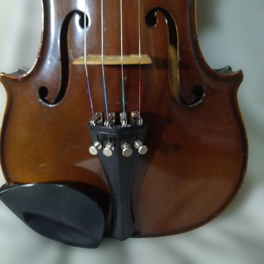 ♥特価♥スズキバイオリン4/4♥品番103♥弓、ケ―ス、松脂付き